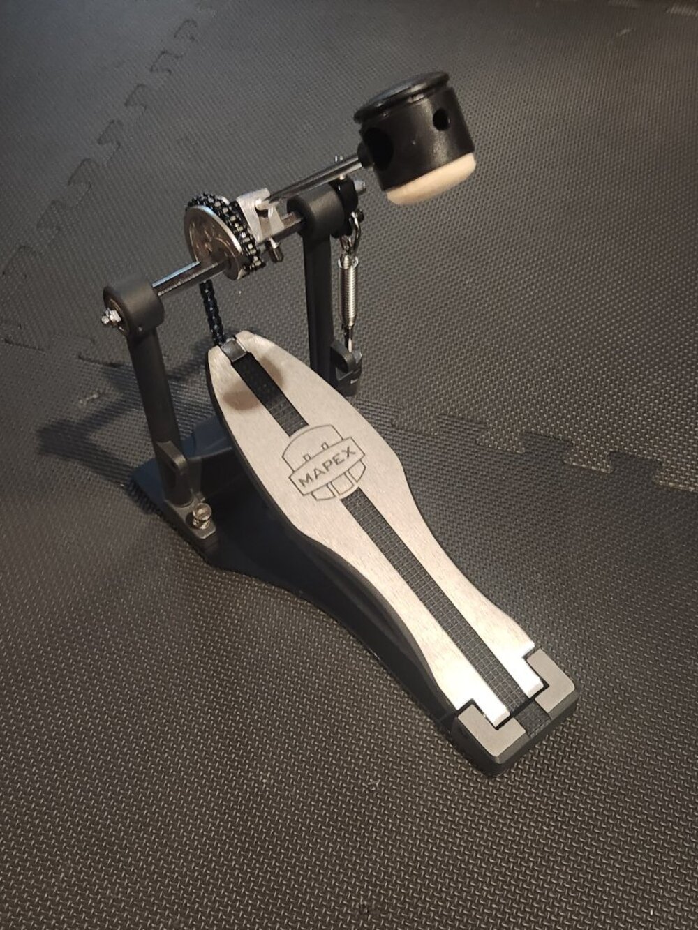 Mapex P400 single bass pedal